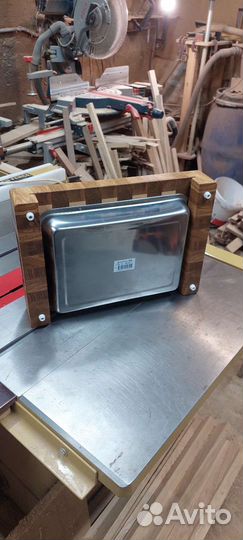 Торцевая разделочная доска с гастроемкостью