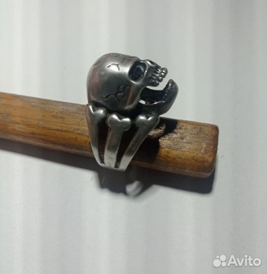 Кольцо череп серебро