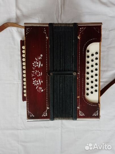 Гармонь тульская старинная