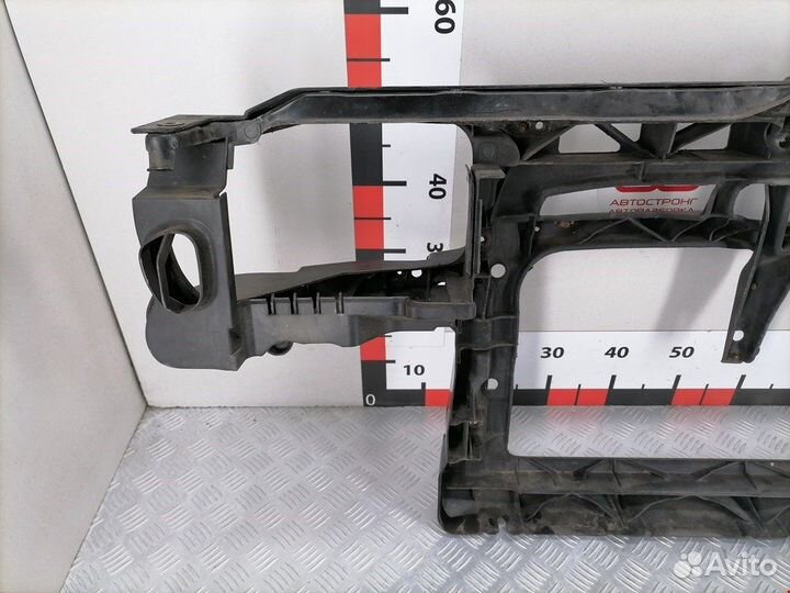 Панель передняя (телевизор) для Volkswagen Golf 4