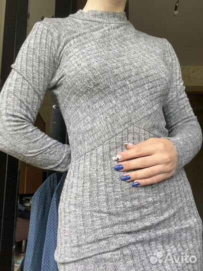 Платье в обтяжку длинное