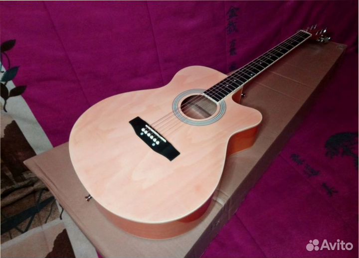 Акустическая гитара Elitaro E4010 N