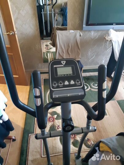 Эллиптический тренажер tourneo
