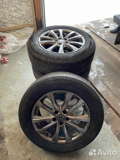 Продаю летние колеса в сборе r17 215/65