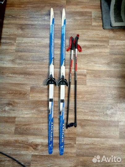 Беговые лыжи