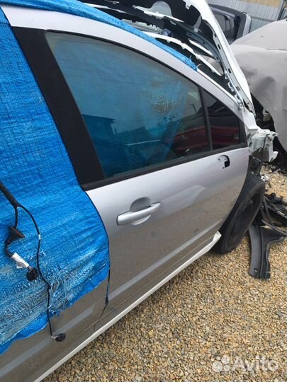 Peugeot 308 дверь передняя правая