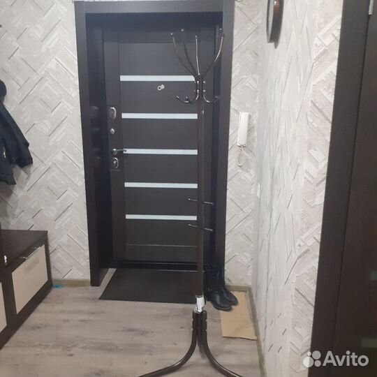 Вешалка напольная