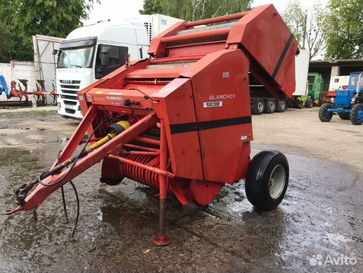 Пресс-подборщик Welger RP 12, 1905