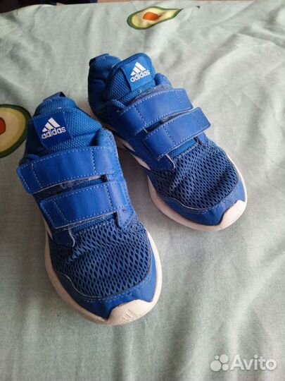 Кроссовки adidas