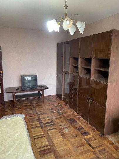 Комната 80 м² в 4-к., 8/9 эт.