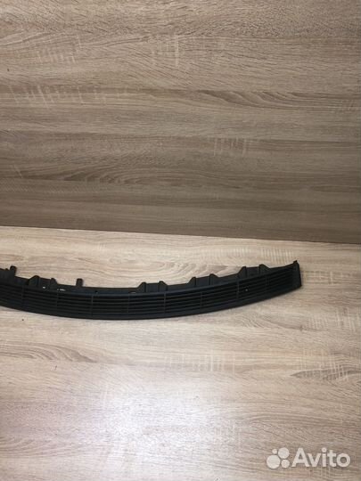 Вентиляционная решетка задняя Bmw 5 E60