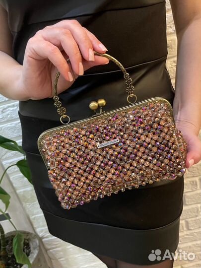Сумка из хрустальных бусин