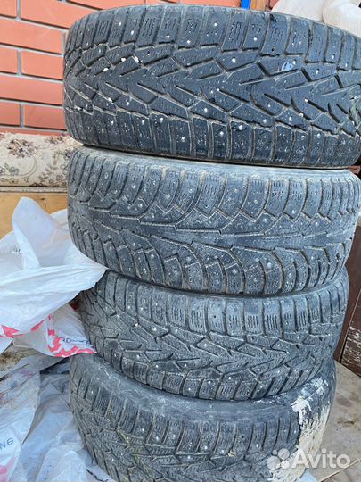 Nokian Tyres Hakkapeliitta 7 205/65 R16