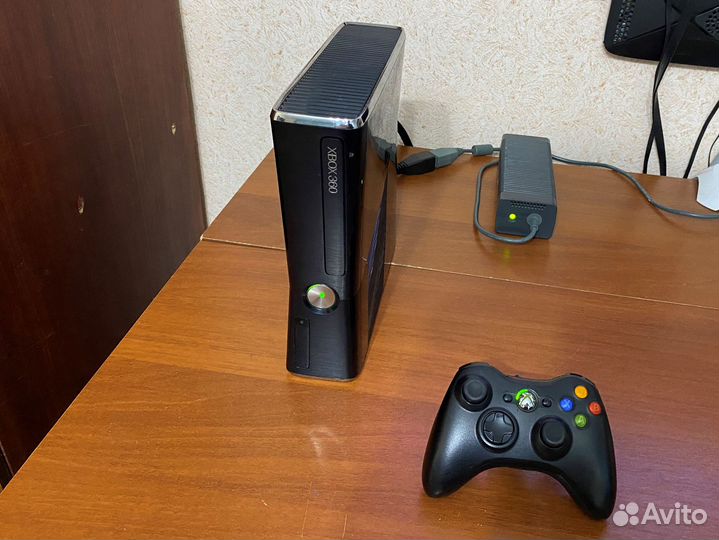 Xbox 360 Slim Прошитый
