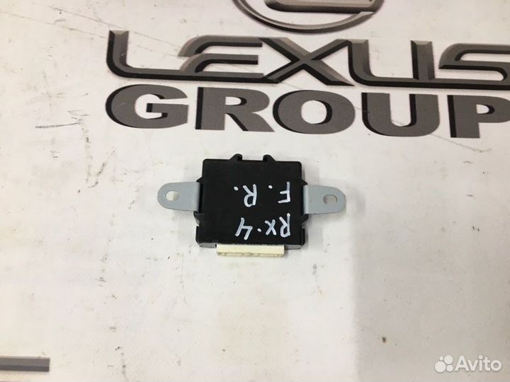 Блок управления зеркалами правый Lexus Rx450H