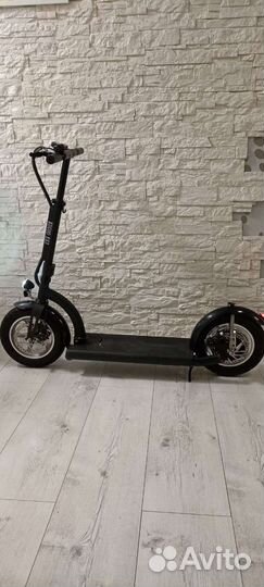 Электросамокат kugoo es3