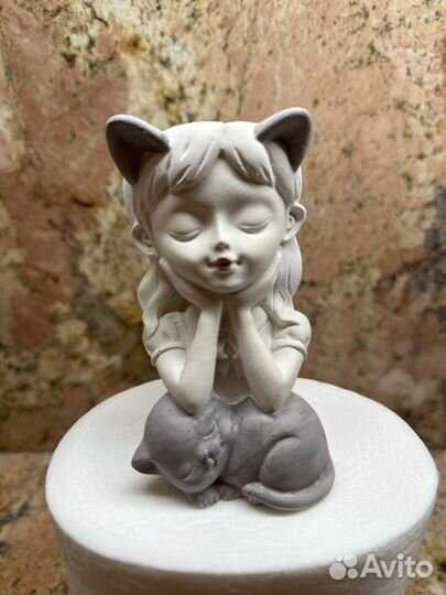 Кашпо девочка с ушками