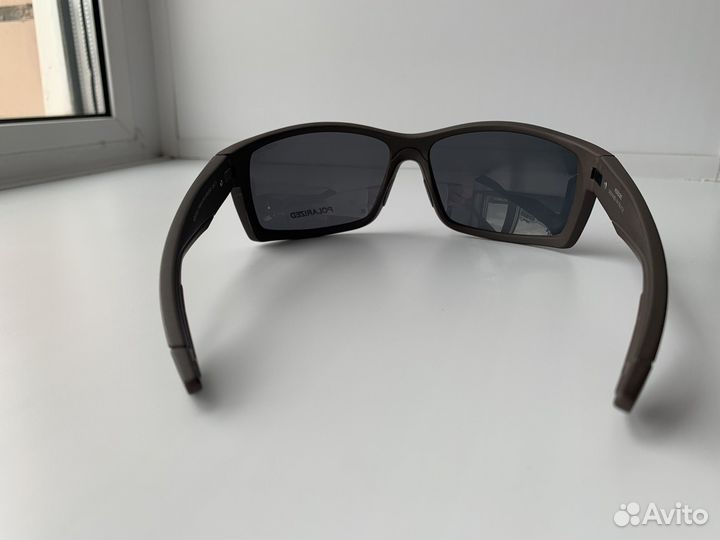 Солнцезащитные очки мужские