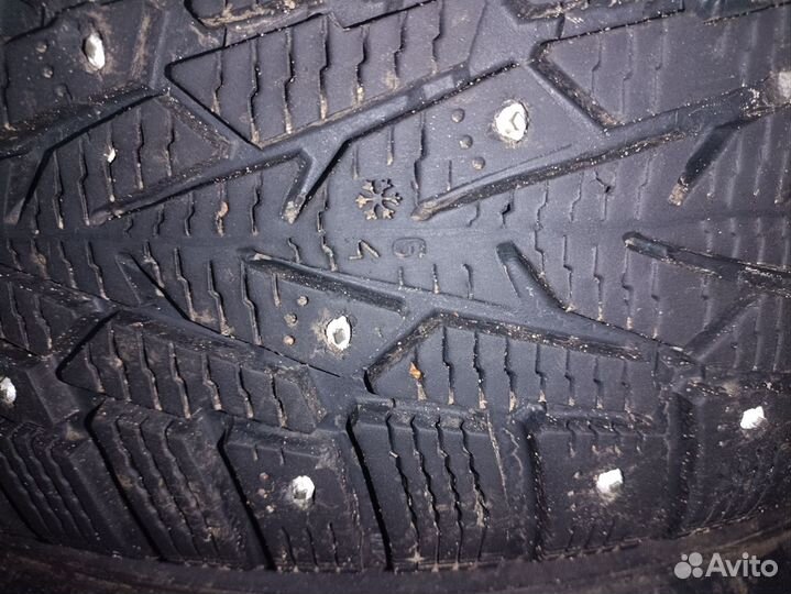 Nokian Tyres Hakkapeliitta 7 185/60 R15 88T