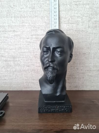 Бюст Ф.Э.Дзержинский Каслинское литьё