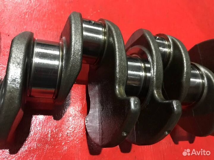 Коленвал Volkswagen Golf CAV 1.4