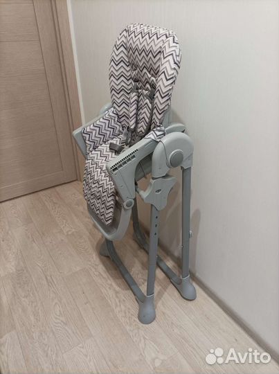 Стульчик для кормления Capella S-215