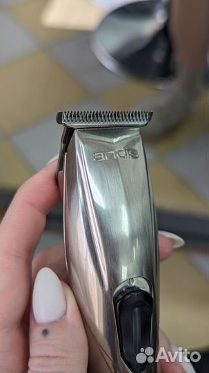 Профессиональный триммер для стрижки Andis D-8