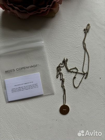 Цепочка с кулоном moss copenhagen