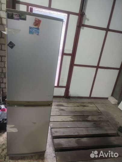 Холодильник samsung