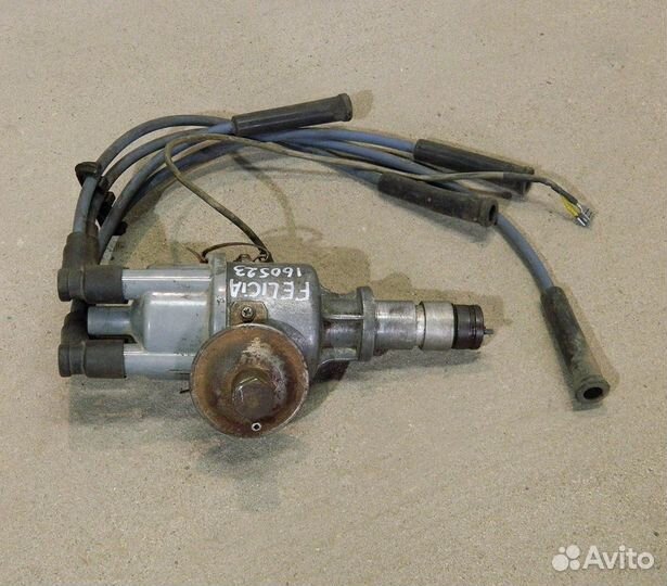 Трамблер с вакуумом Skoda Felicia 1.3