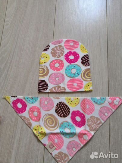 Шапочка и нагрудник Новые