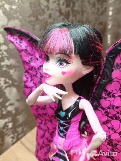 Кукла монстер хай дракулаура