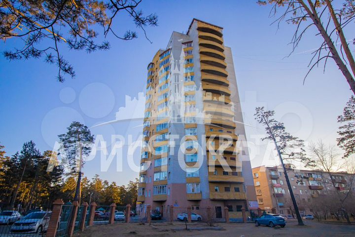 4-к. квартира, 134 м², 4/15 эт.