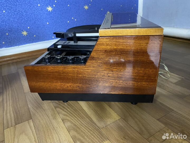 Виниловый проигрыватель Вега 101 стерео