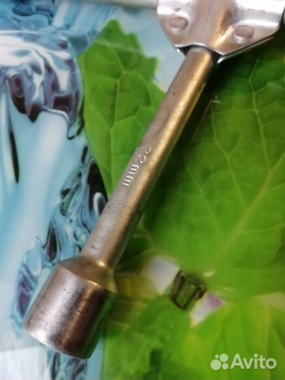 Ключ баллонный баллоник крестовой