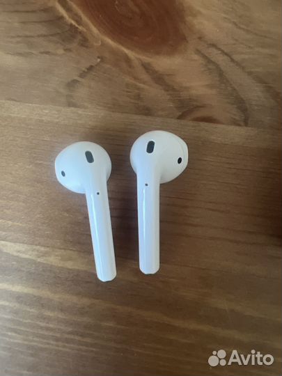 Беспроводные наушники apple airpods 1