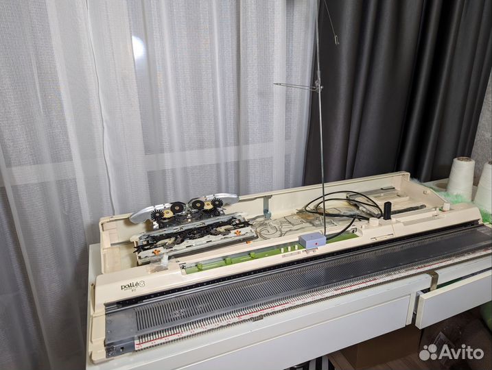 Однофонтурная вязальная машина brother 5 кл kh 881