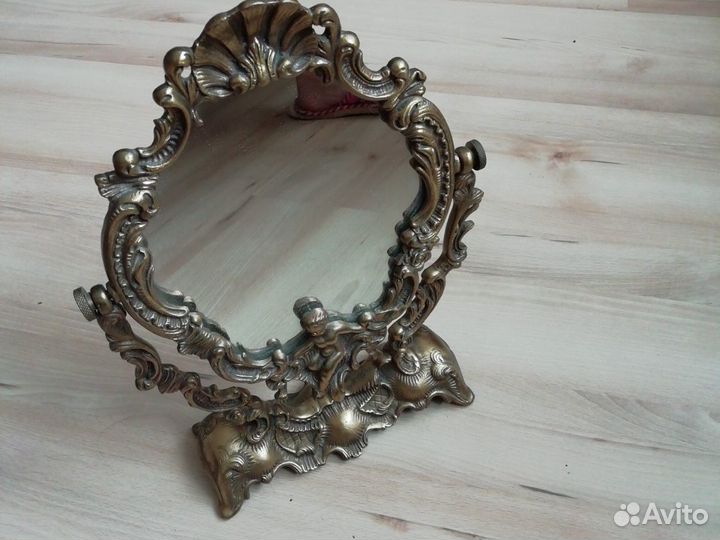 Антикварное зеркало