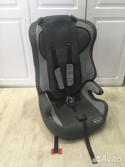 Автокресло 9-36 кг Geburt
