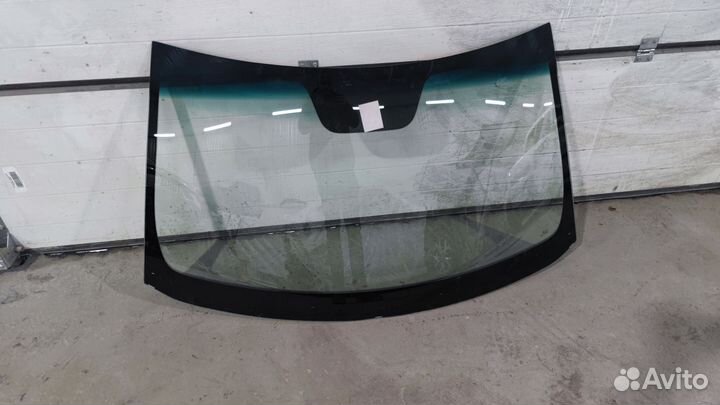 Новое лобовое стекло kia soul 1