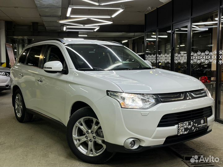 Mitsubishi Outlander 2.4 CVT, 2012, 228 900 км