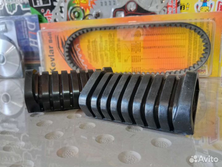 Резиновые подножки водителя на мопед