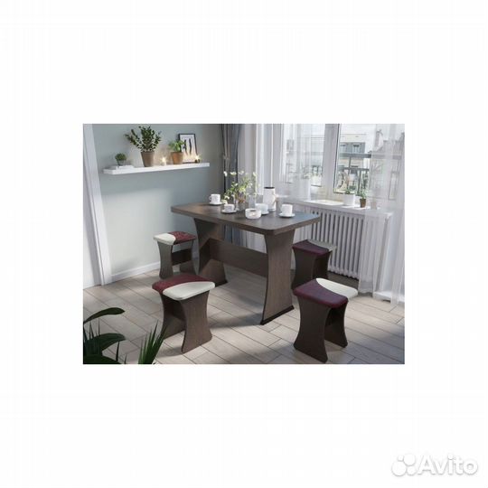 Обеденная группа Титул