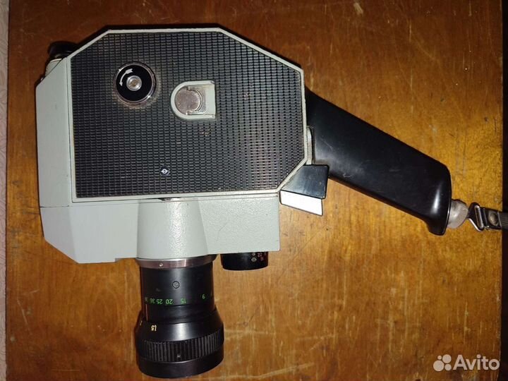 Кинокамера СССР Кварц 2*8С-3