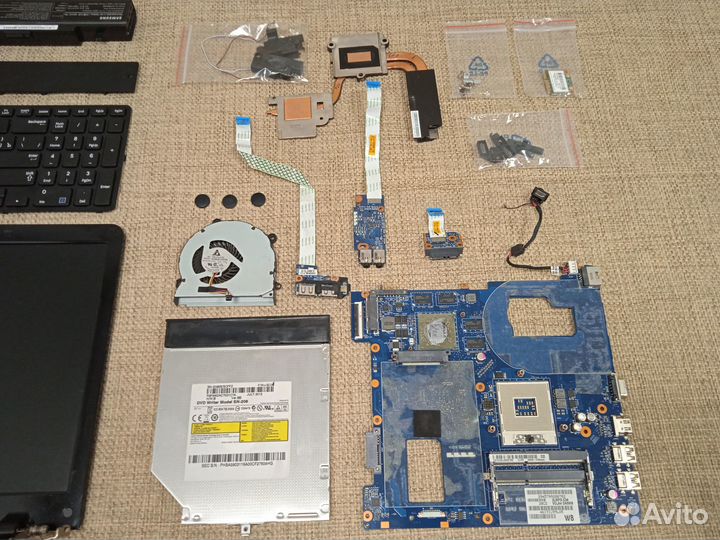 Разбор ноутбука Samsung NP350E5C-S0ARU