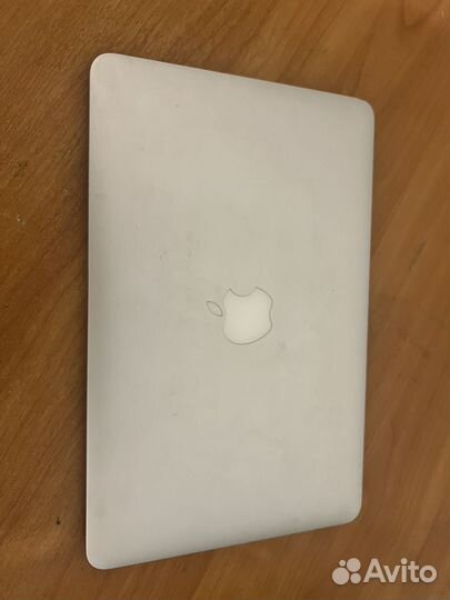Apple MacBook Air 11 2011