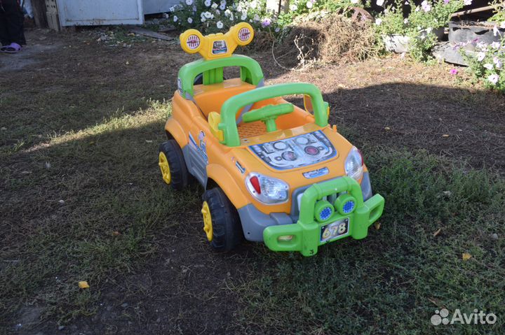 Детский электромобиль