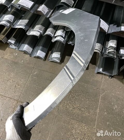 Арка правая Mercedes S-class W220