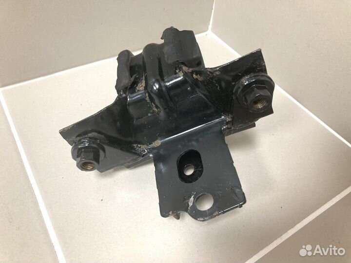 Опора МКПП Skoda Fabia 2007-2015 г.в