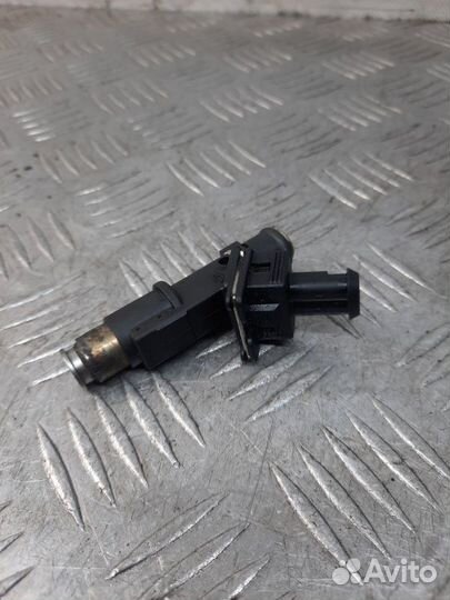 Форсунка Fiat Ulysse минивэн 2.0 RFN 2003